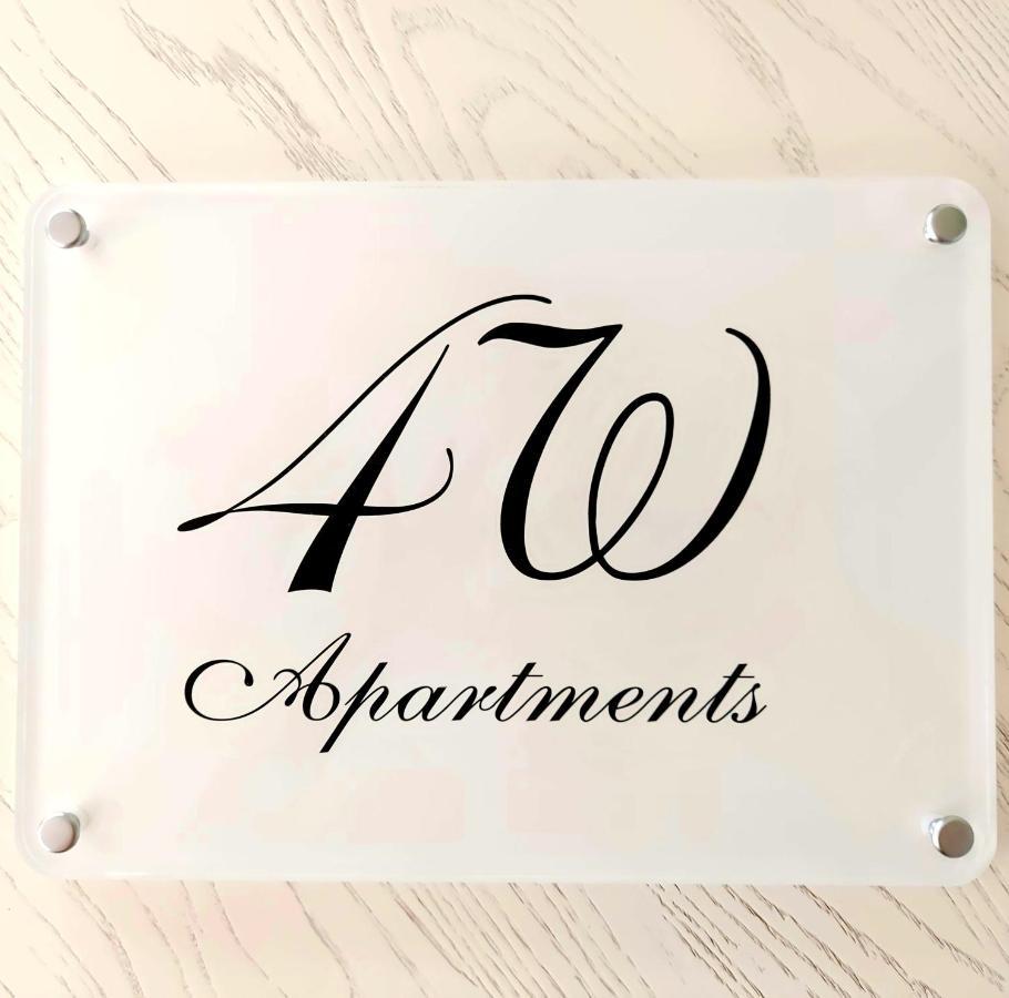 אג'רולה Four White Apartments מראה חיצוני תמונה