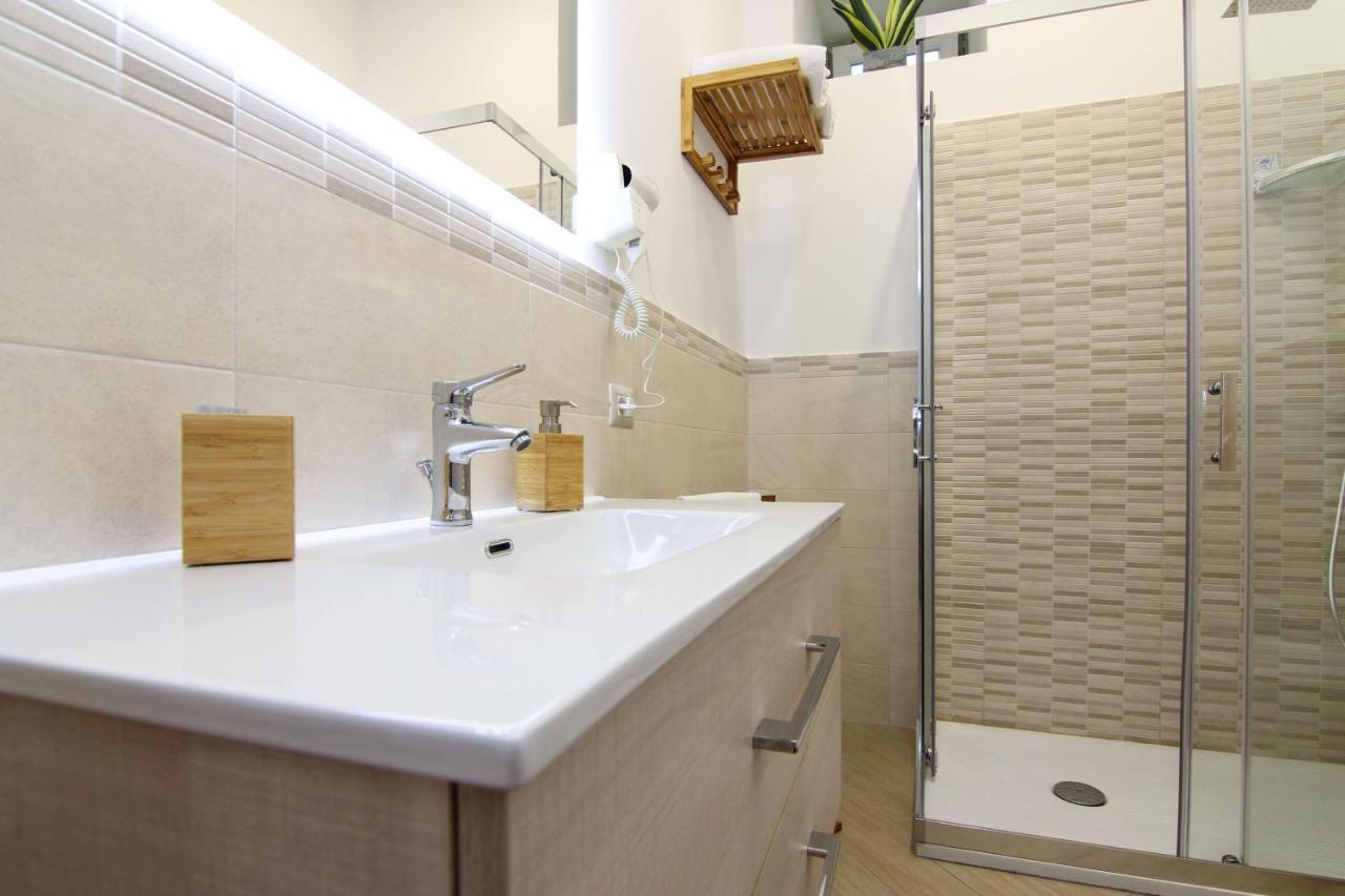 אג'רולה Four White Apartments מראה חיצוני תמונה