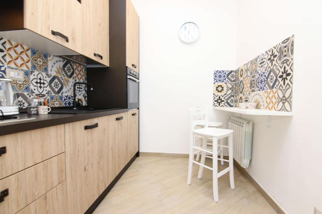 אג'רולה Four White Apartments מראה חיצוני תמונה