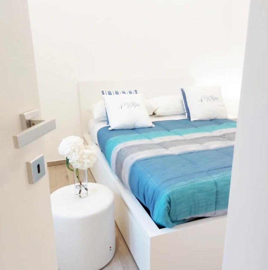 אג'רולה Four White Apartments מראה חיצוני תמונה