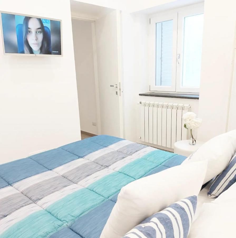 אג'רולה Four White Apartments מראה חיצוני תמונה